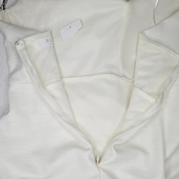 ASTR The Label Dress Mini Women's Large Off-White Halter Romantic Feminine Sexy - Picture 4 of 8
